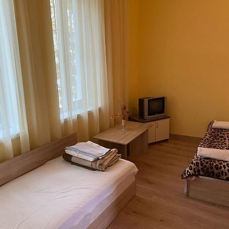 Апартмент 27 Юли 2 Apartman Várna Kültér fotó