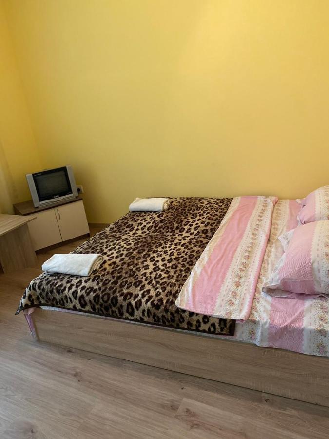 Апартмент 27 Юли 2 Apartman Várna Kültér fotó